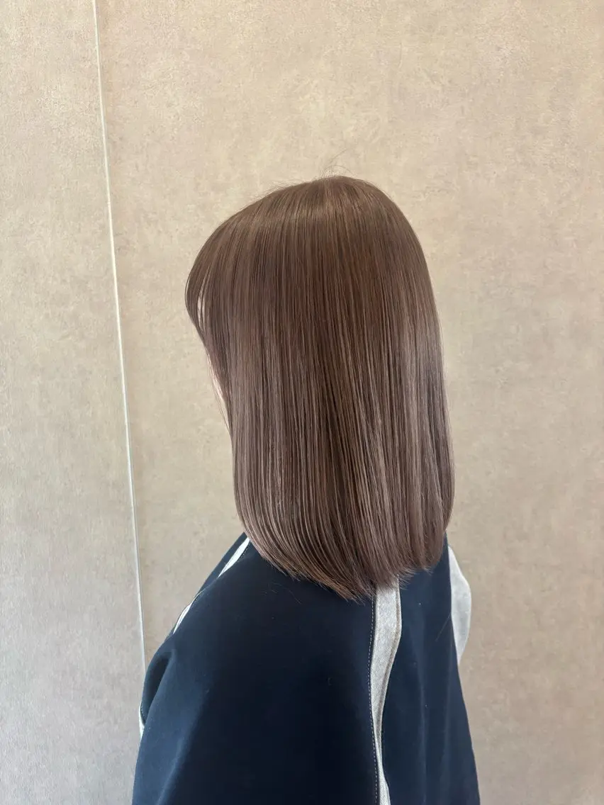 ミディアム カラー ベージュカラー ミルクティーベージュ ヘアカラー Yunoka/ミディ アム/透明感カラーのヘアスタイル