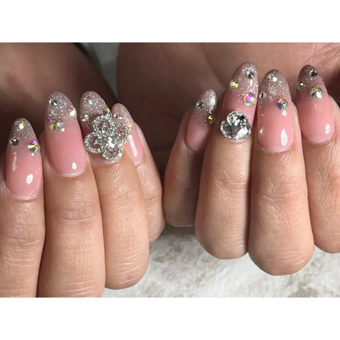 ◆hand◆ 持ち込み デザイン💅🏻(オフ別途1100円) ￥6600～の写真