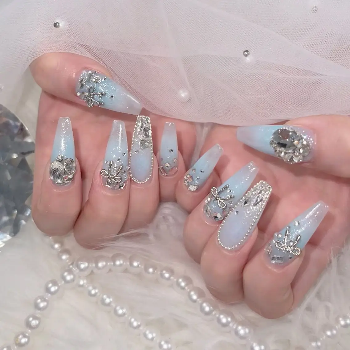 ネイル オーロラネイル 長さ出し フラッシュネイル フレンチネイル ジェルネイル ハンドネイル ハンドケア CiCi Nail Salonのネイルデザイン