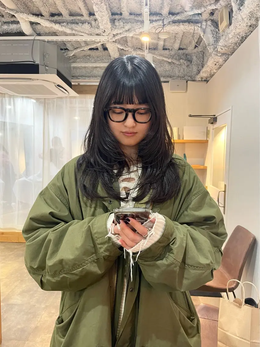 ロング レイヤーカット 高田 翔平のヘアスタイル