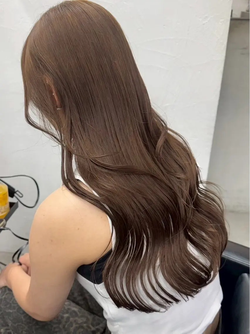 カラー ブリーチ ダブルカラー ブリーチなしカラー 松岡 沙弥のヘアスタイル