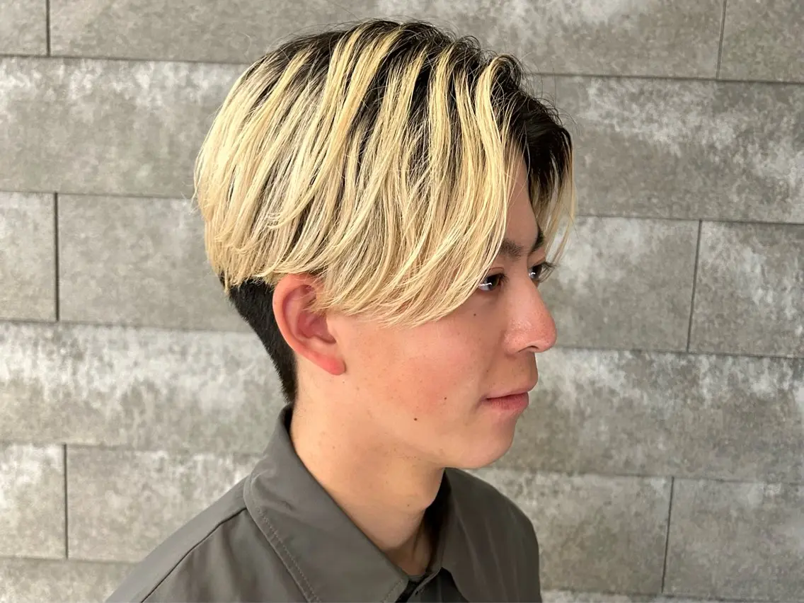 ショート カラー パーマ メンズ メンズブリーチ センターパート ブリーチ 木村 明日美のヘアスタイル