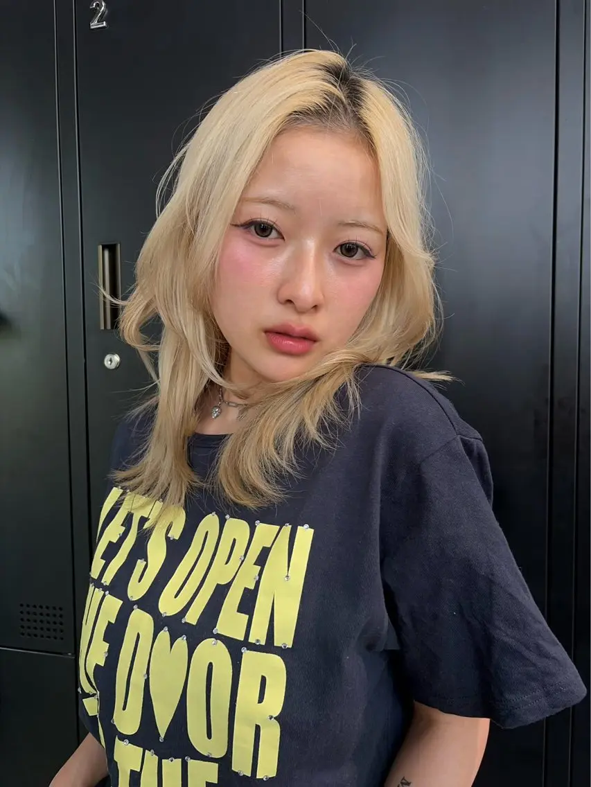 ミディアム カラー ヘアアレンジ 艶カラー/縮毛矯正/ なな ❤︎のヘアスタイル