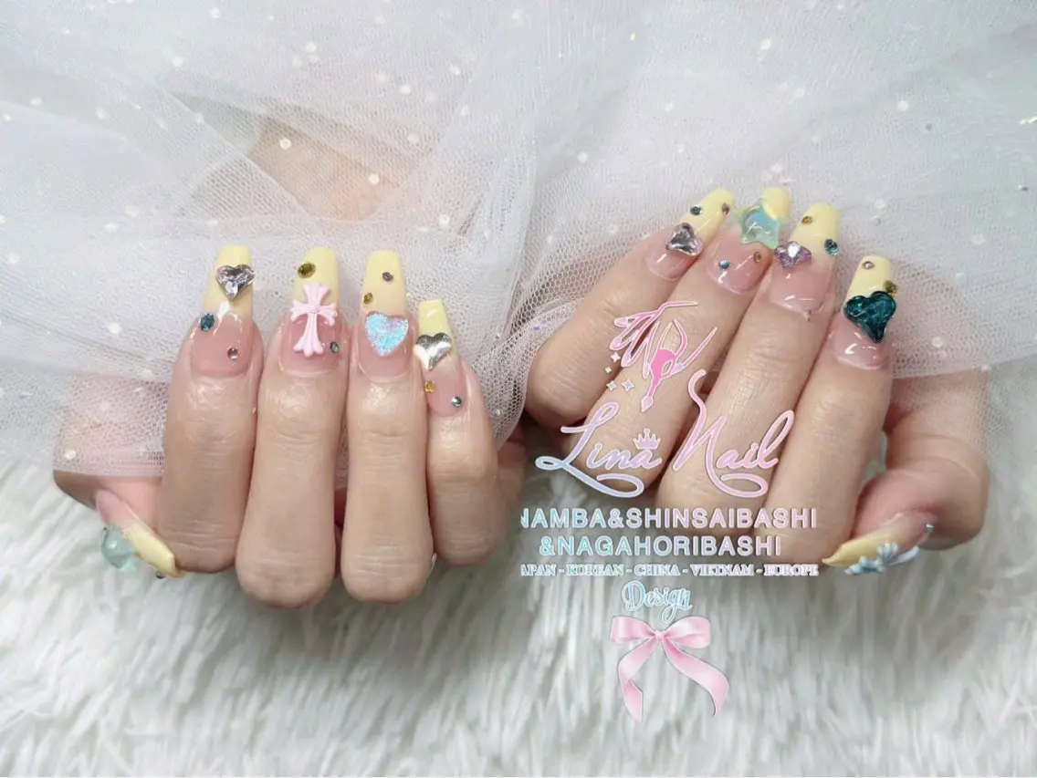 ミディアム ハンドネイル Linanail Nambaのマツエク・マツパデザイン
