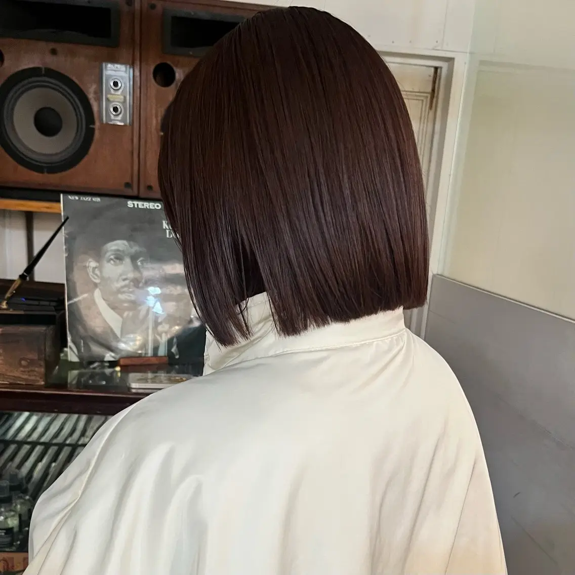 ショート カラー 透明感カラー ピンクカラー パープルカラー レイヤー/ベージュ mikuのヘアスタイル