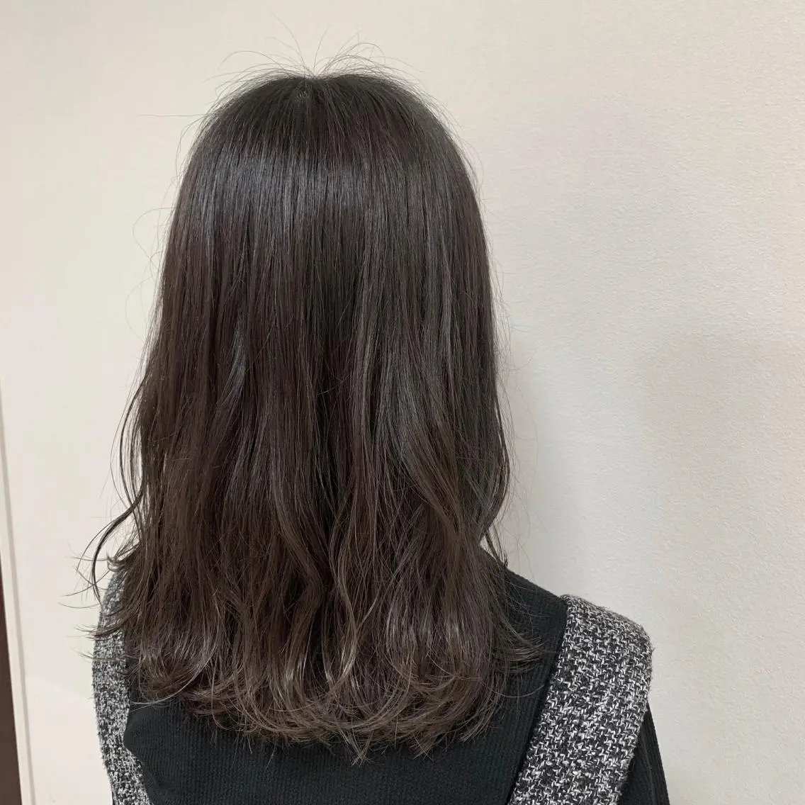 セミロング カラー ヘアアレンジ カット ヘアカラー トリートメント 【Sweep】おじま のぞみのヘアスタイル