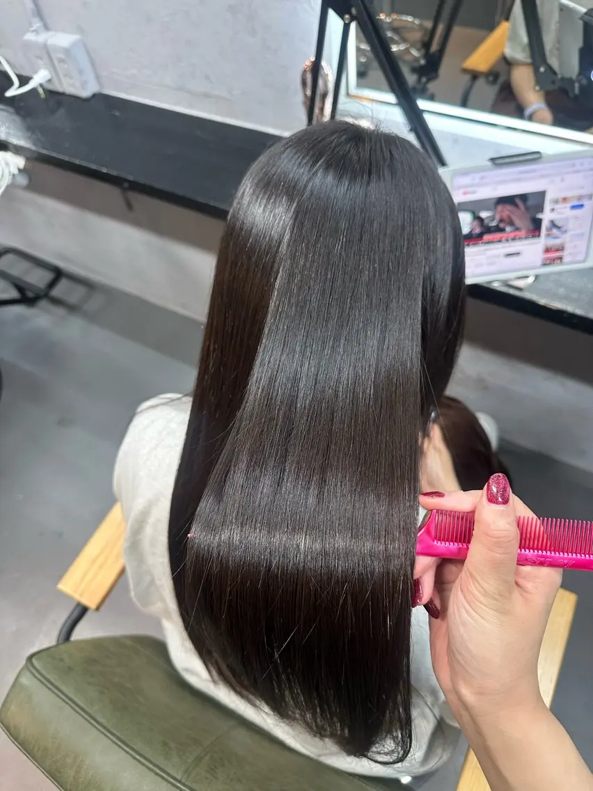 【⭐️ロングの方限定メニュー⭐️】ロングカット✂️➕Aujuaトリートメント付き🫧の写真