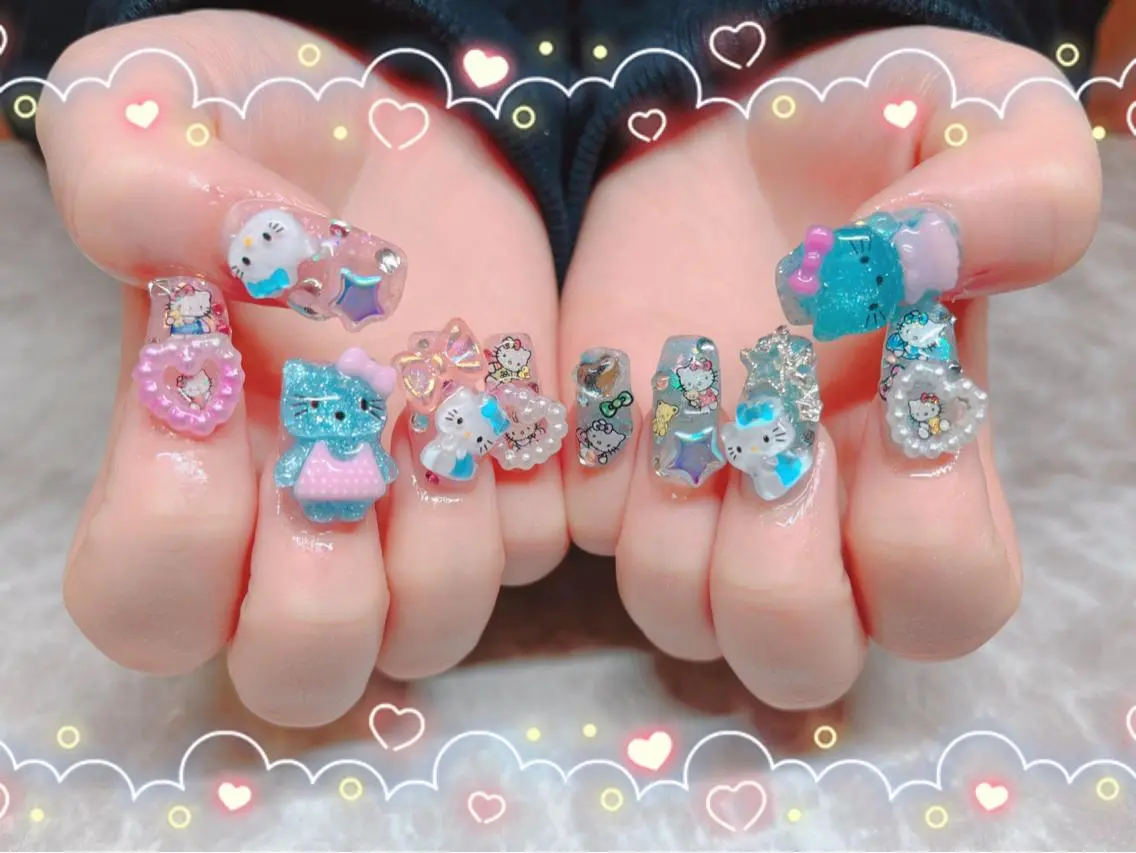 ネイル 持ち込み ハンドネイル Piacere 絵美のネイルデザイン