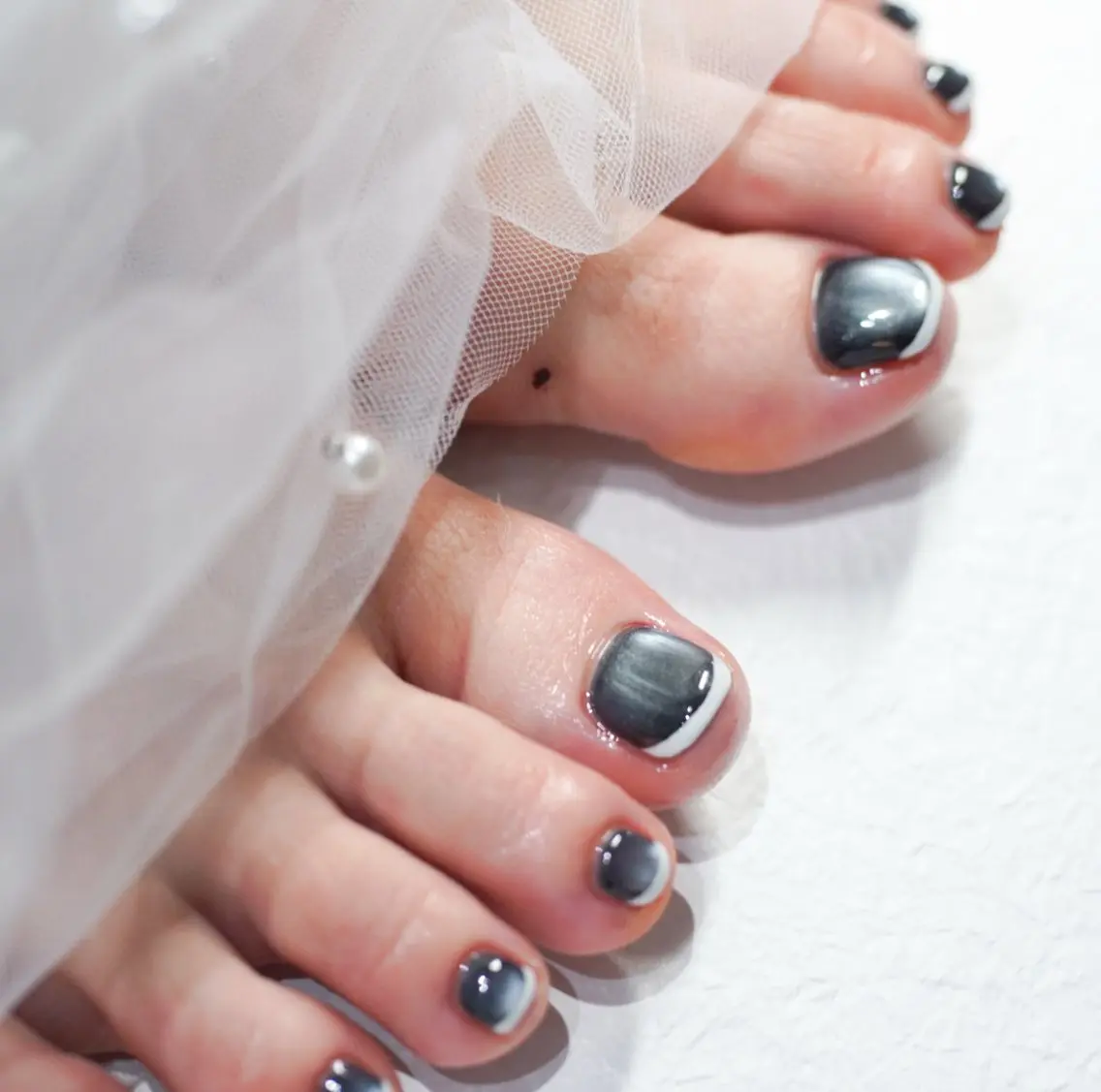ミディアム フットネイル Re nailのネイルデザイン