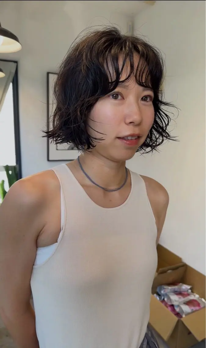 ミディアム パーマ ミディアムパーマ 必ず似合わせる美容師 名古屋LORENハダのヘアスタイル