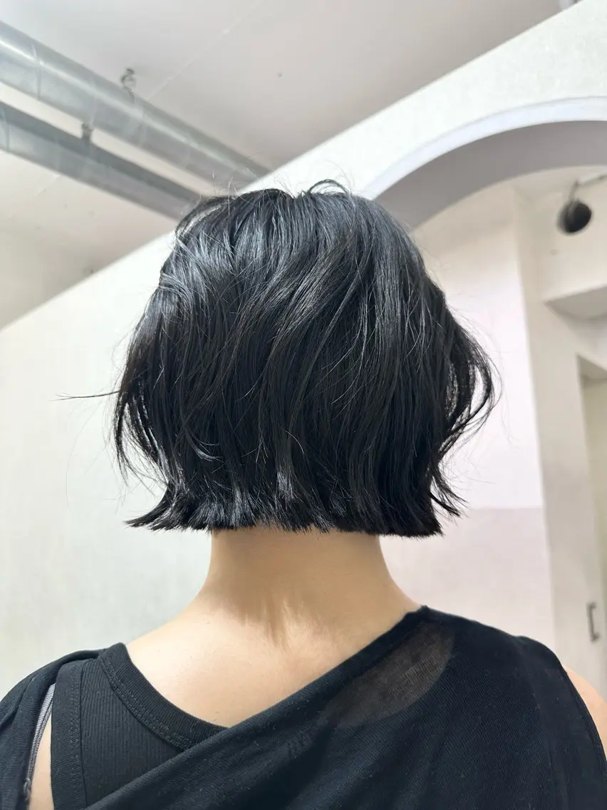 ショート 韓国風レイヤーカラー ライムのヘアスタイル