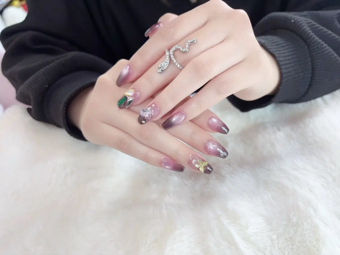 ネイル Rin.nails ネイルサロンのネイルデザイン