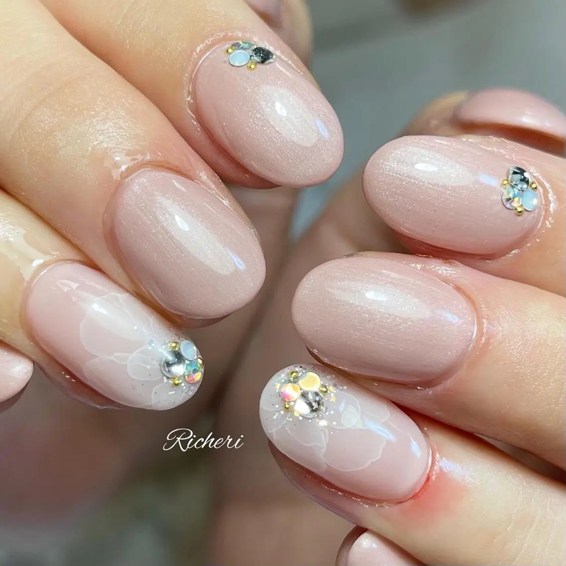 ミディアム ネイル フラワーネイル richeri beautyのその他イメージ