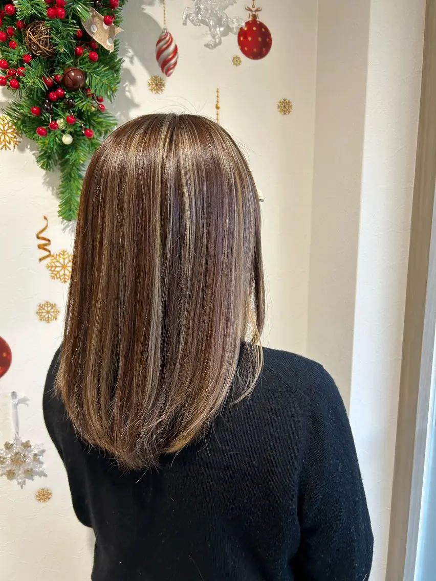 ミディアム カラー ハイライトカラー ハイライト やじま ひろこのヘアスタイル