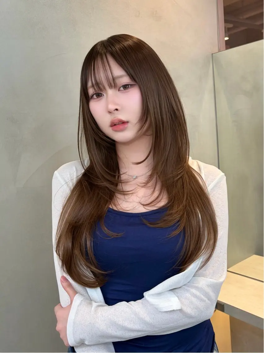 ロング カラー ヘアカラー トリートメント 韓国レイヤー 🤎🦋Harisのヘアスタイル