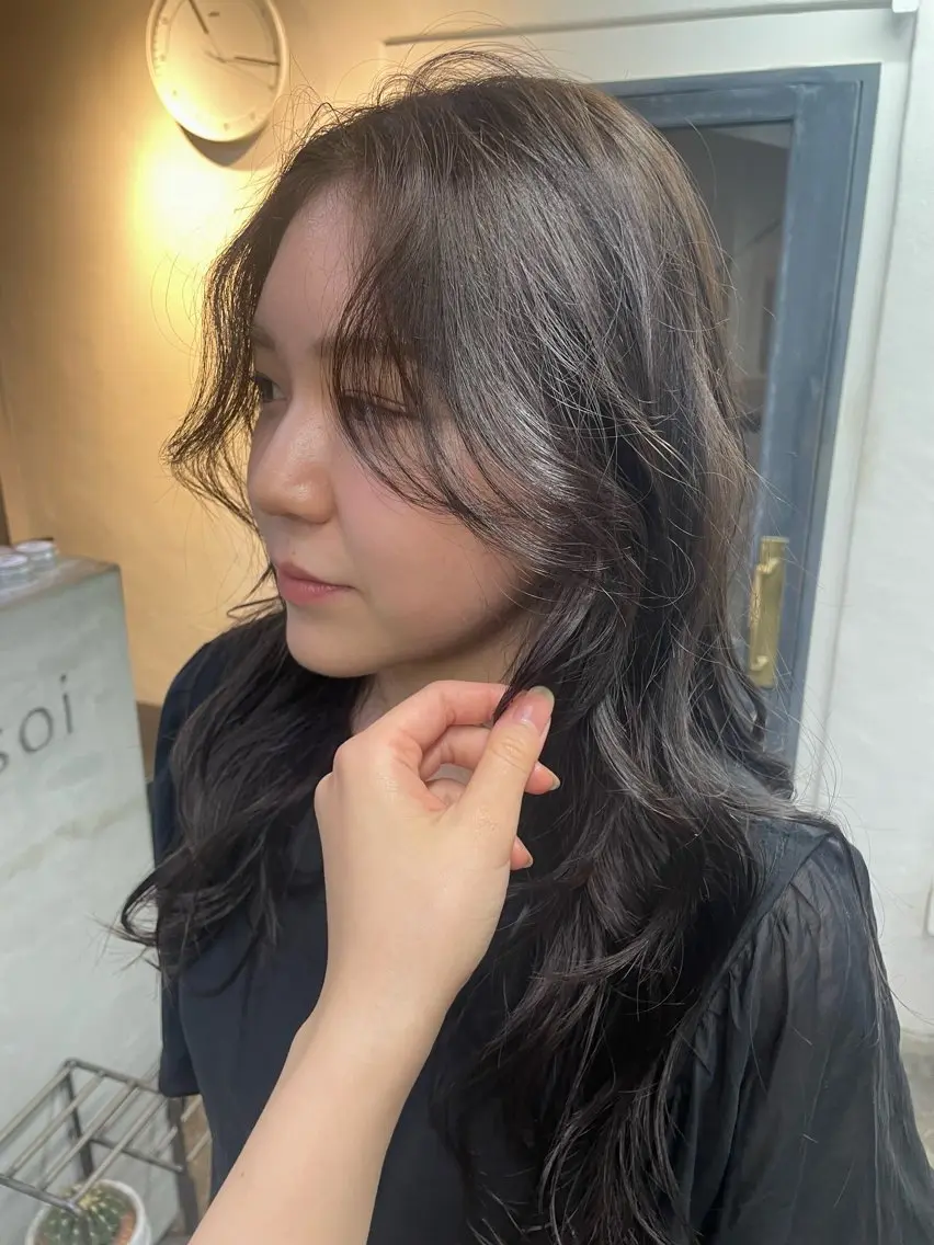 ロング カラー ブリーチ ブリーチなしカラー mio /ハイトーンのヘアスタイル