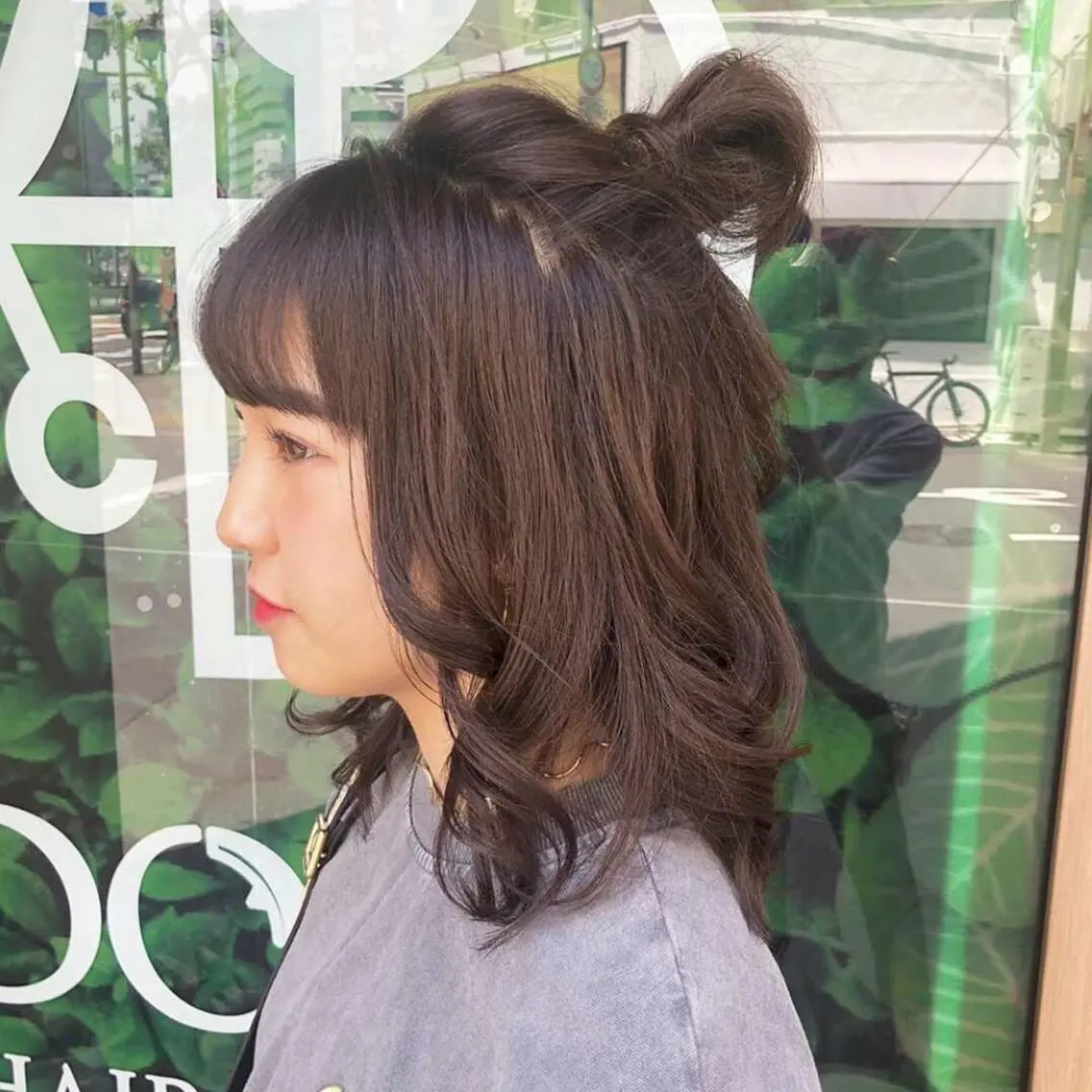 カット+艶カラー+選べる人気トリートメントの写真