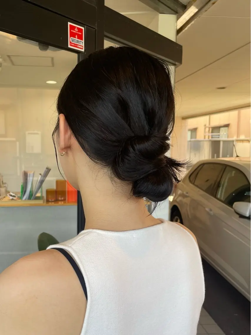 ロング お団子ヘア 前川 瑞希のヘアスタイル