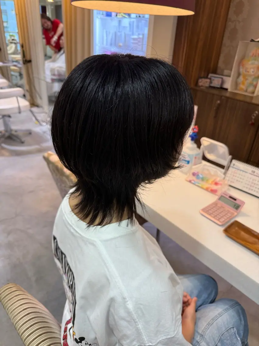 ショート くびれヘア レイヤーカット ウルフカット カット 岩佐 優之心のヘアスタイル
