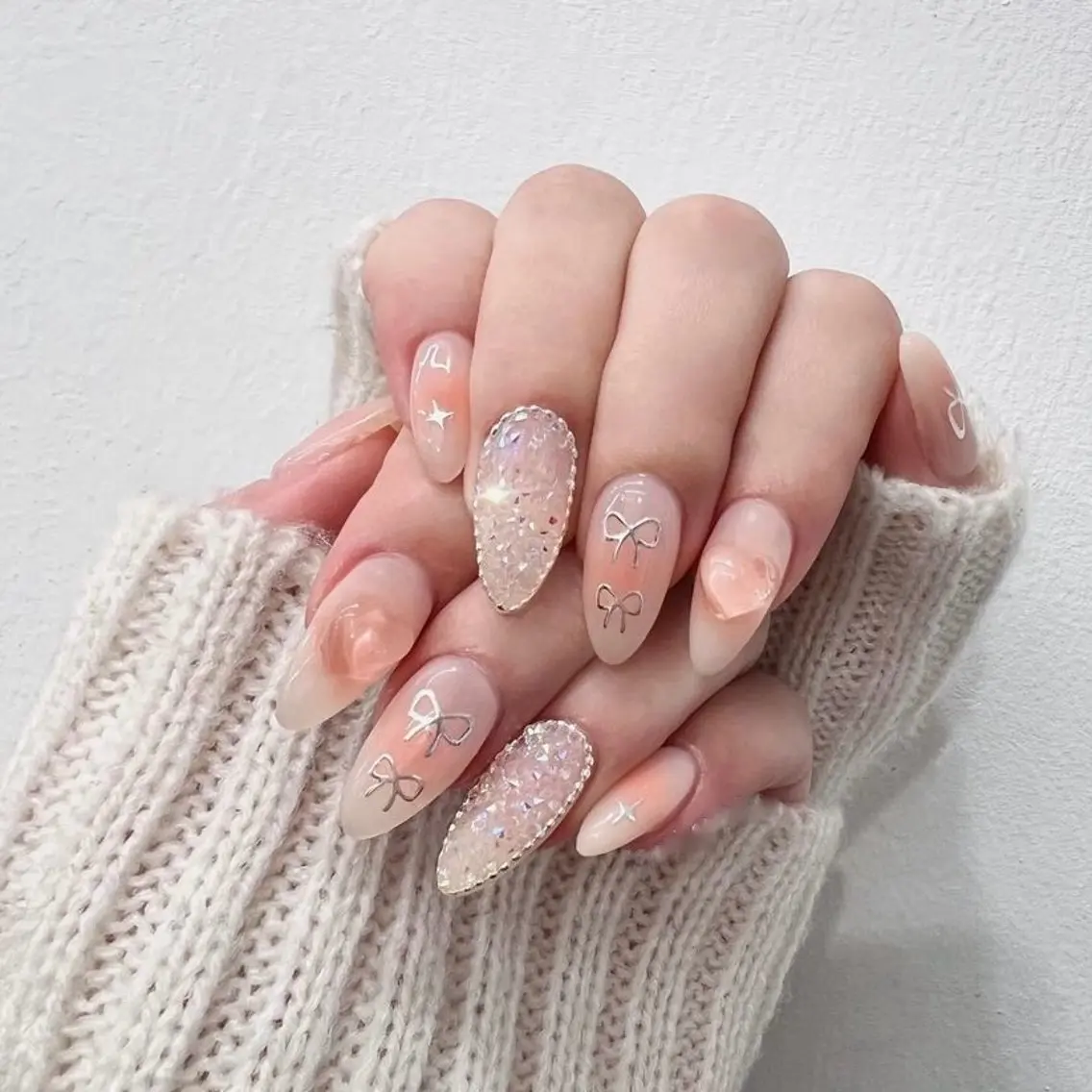 ネイル フレンチネイル ジェルネイル 韓国ネイル マグネットネイル マグネットフレンチ akina nailsのネイルデザイン