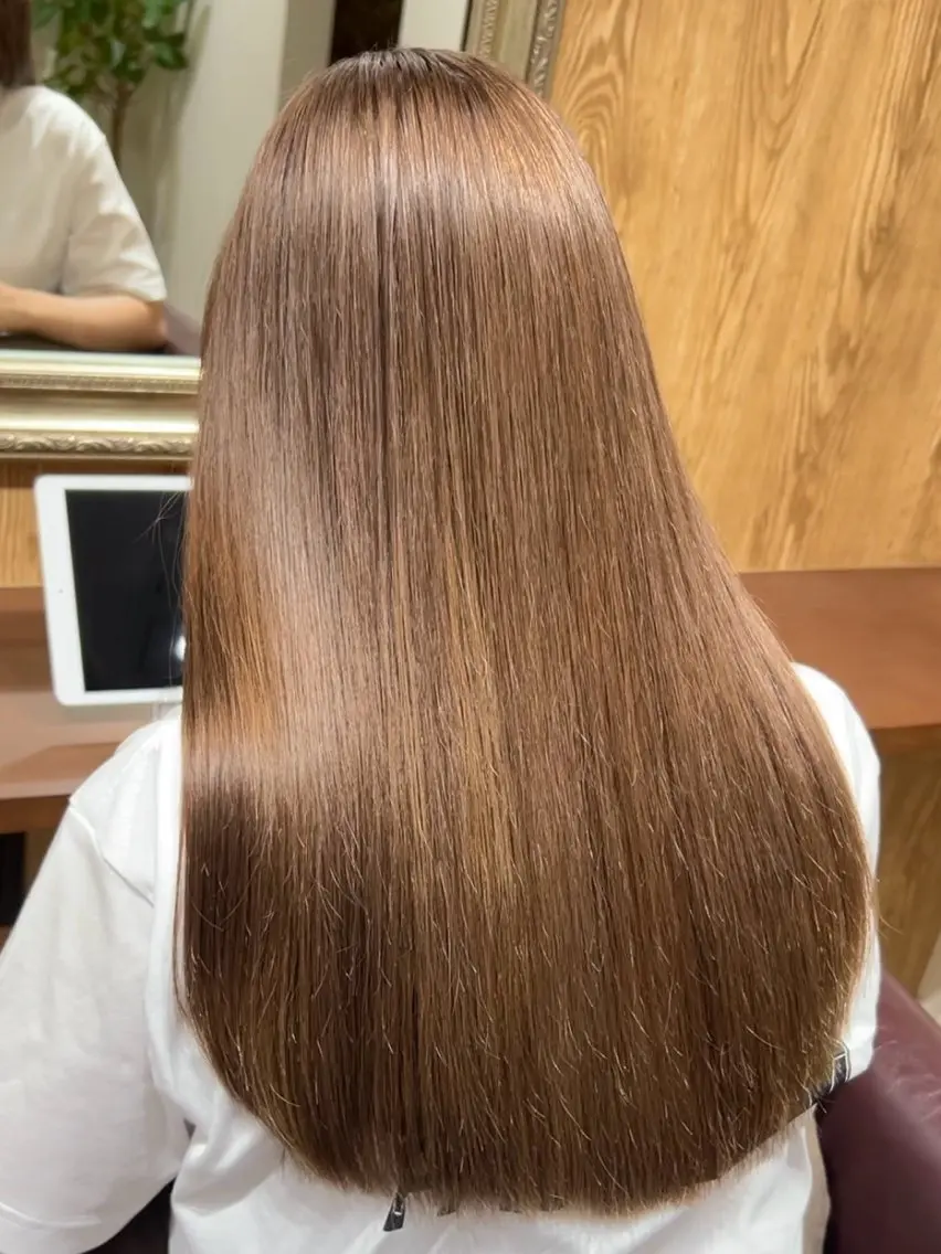 ロング カット ヘアカラー 鈴木 悠孝のヘアスタイル