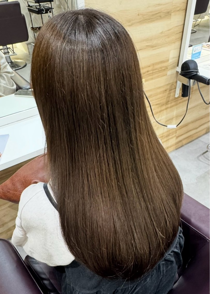 ロング 顔まわりレイヤー レイヤーカット カット YUI 💗˖⁺のヘアスタイル