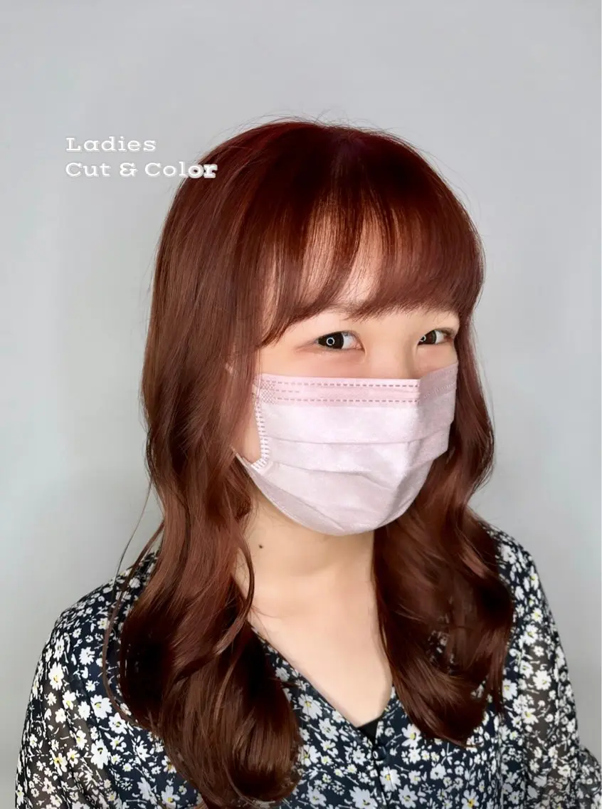 ミディアム カラー ヘアアレンジ ミディアムパーマ バレイヤージュ ブリーチ 透明感カラー ダブルカラー ヘアカラー トリートメント ヘッドスパ ヘアセット 二ヶ月綺麗なデザイン カット/星野六三四のヘアスタイル