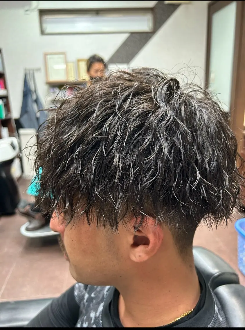 パーマ メンズ 河野 敬之のヘアスタイル