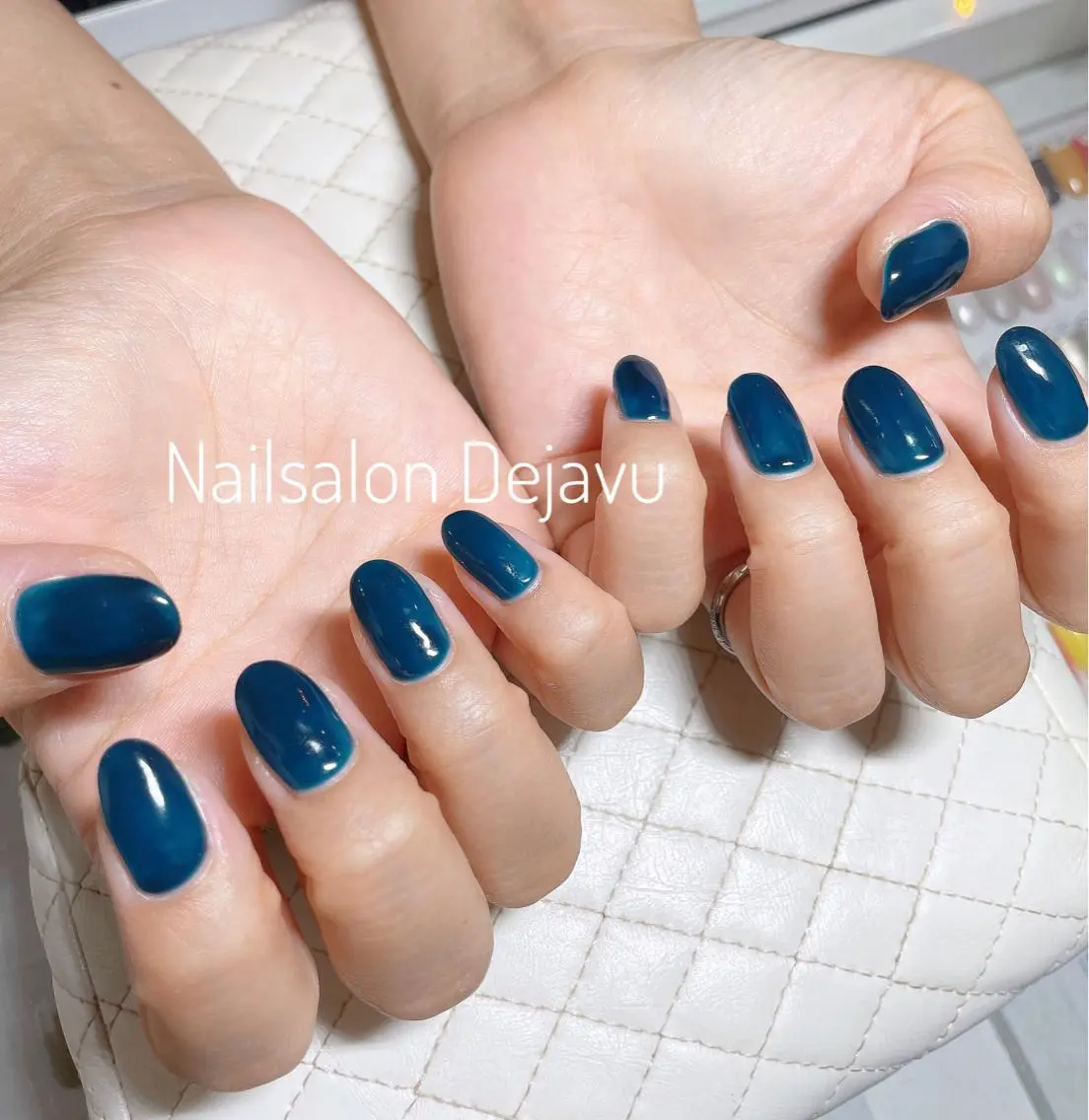 ネイル アートネイル ブルー クリアネイル ジェルネイル ワンカラーネイル ハンドネイル Nail salon Dejavu 🌿のネイルデザイン