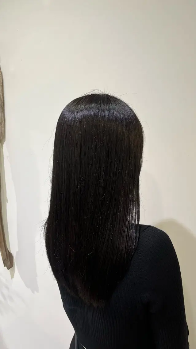 セミロング カラー ブラウンカラー 透明感カラー arte鈴木 ひなののヘアスタイル
