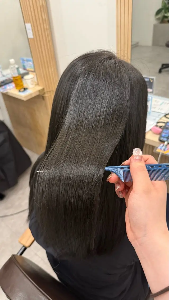ロング カラー 透明感カラー 学生 ヘアカラー 美容室SHIAN ひかる🐥⸒⸒のヘアスタイル