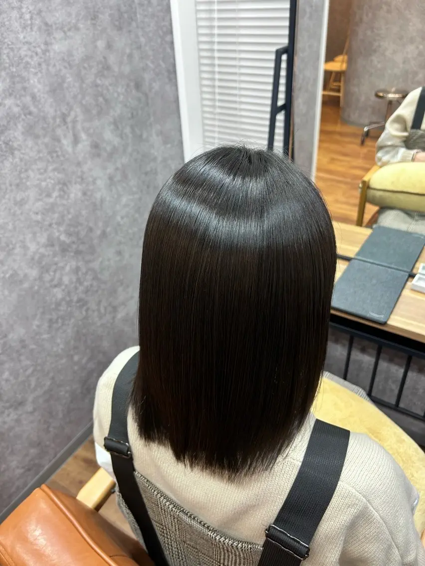 ミディアム カット 縮毛矯正 トリートメント cocoa船橋🦄 chinamiのヘアスタイル