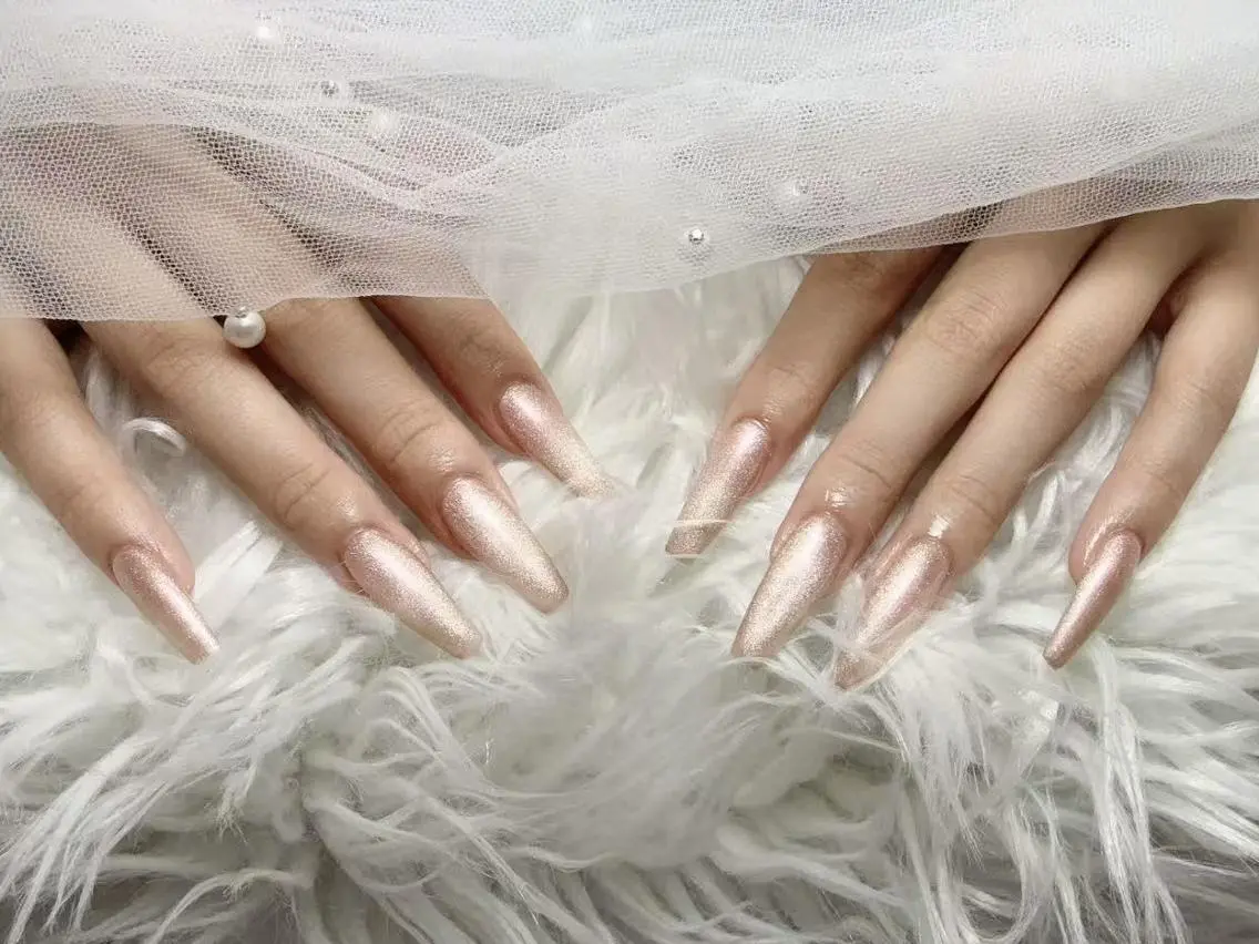 ネイル アートネイル フラッシュネイル フレンチネイル ジェルネイル ガラスフレンチ M2 BEAUTY Rikaのネイルデザイン
