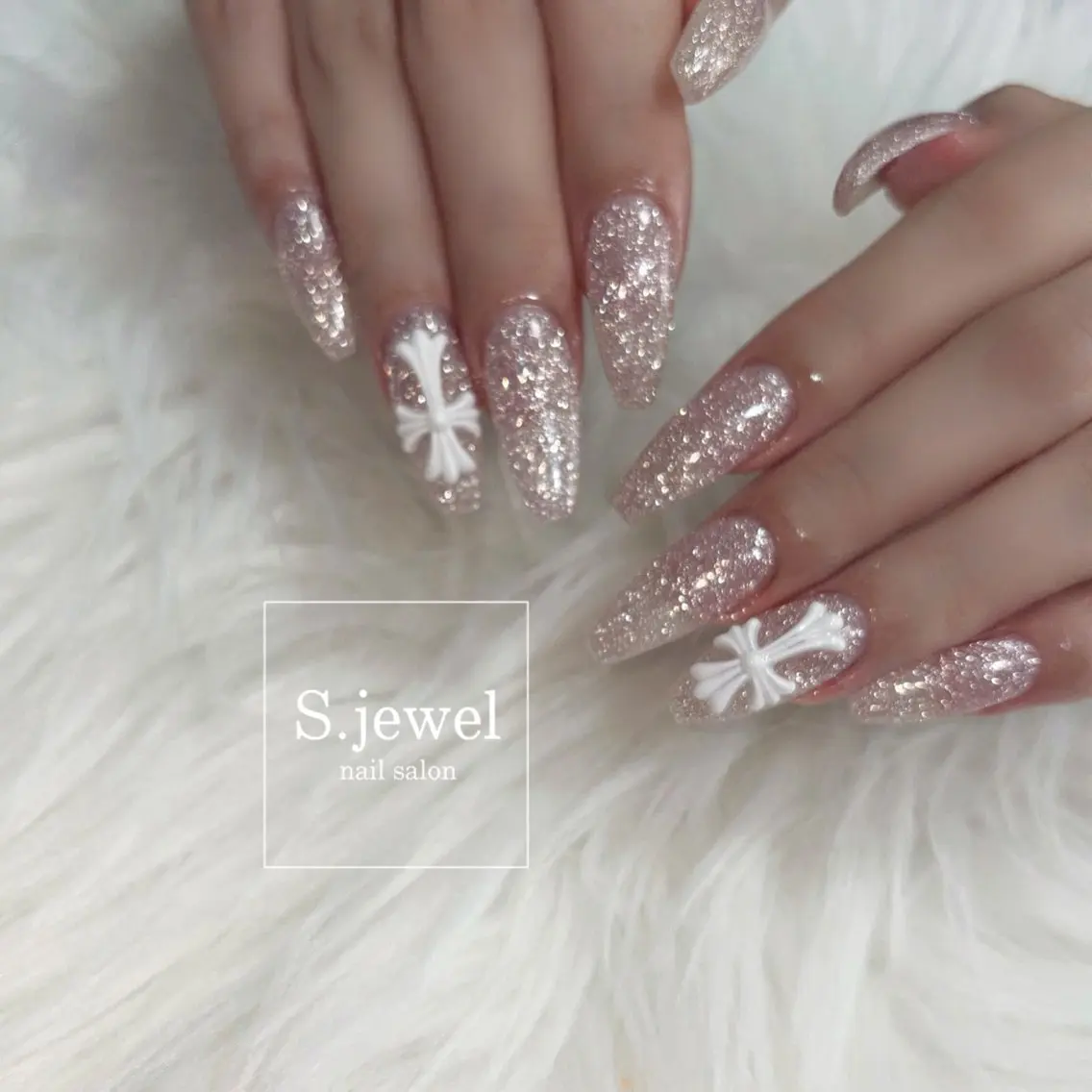 ネイル S. JEWELのネイルデザイン