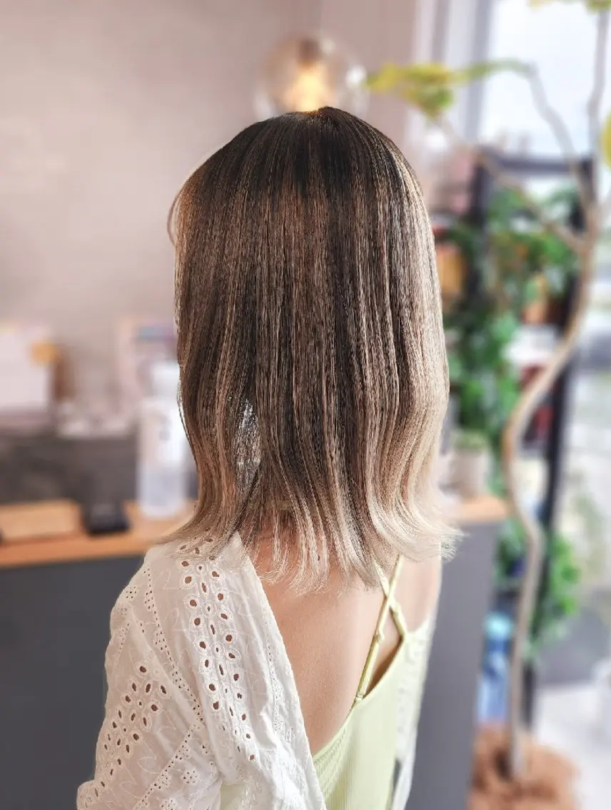 ミディアム カラー 金田 拓也のヘアスタイル