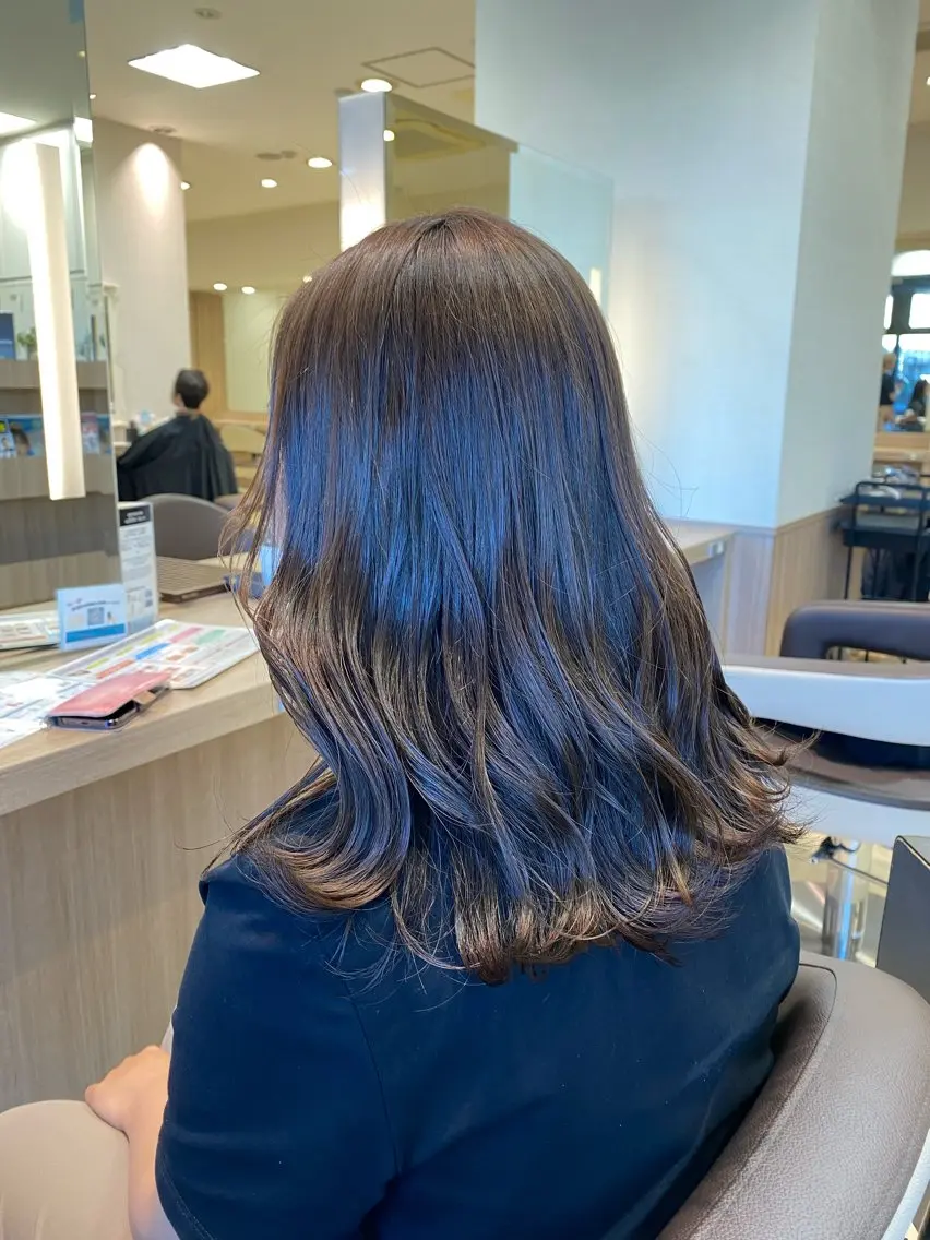 セミロング カラー アッシュ アッシュブラウン ブラウンカラー ヘアカラー トリートメント 透明感カラー/ 松井克樹のヘアスタイル