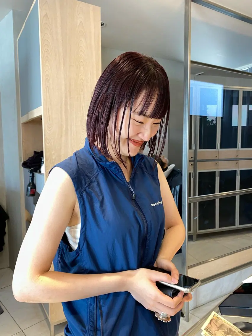 ショート カラー カット 縮毛矯正 トリートメント ヘッドスパ ヘアセット 艶髪/ダークトーン 🩶丸山日向のヘアスタイル
