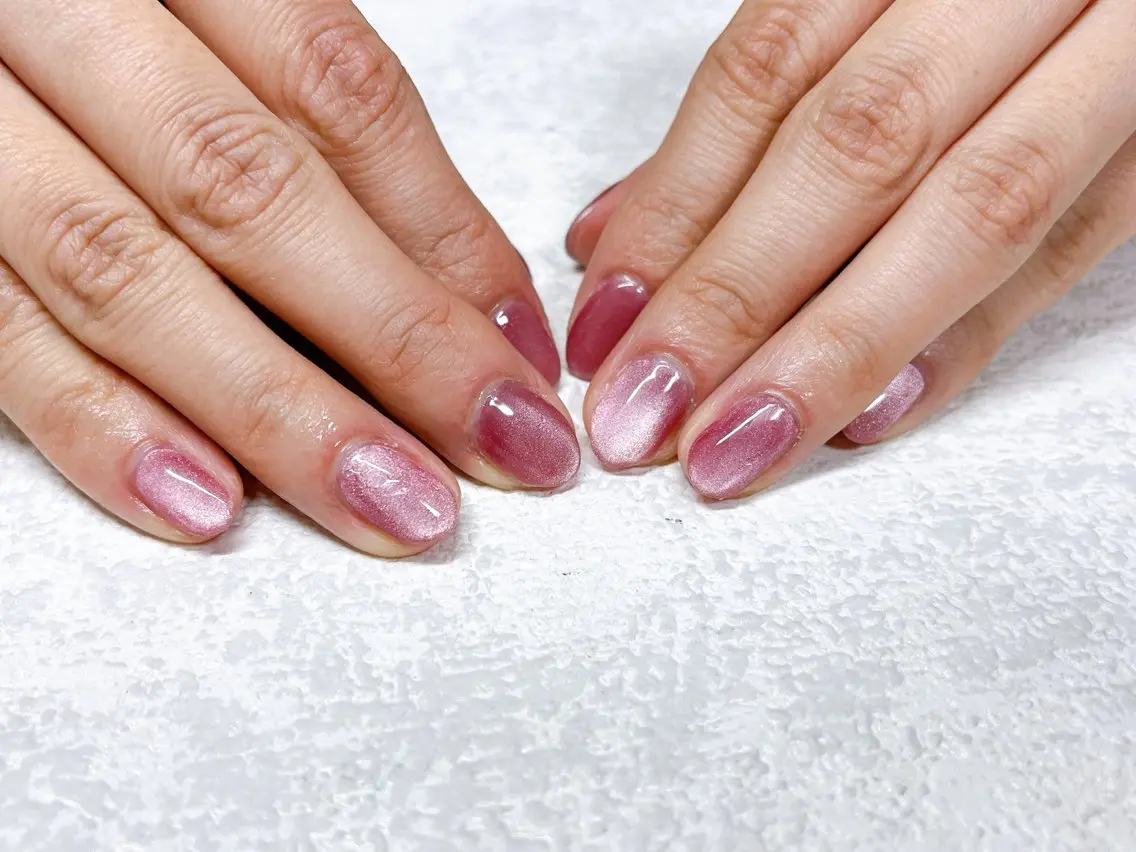 ネイル オーロラネイル フットネイル フレンチネイル ジェルネイル 韓国ネイル ハンドネイル mogunail &blowのネイルデザイン