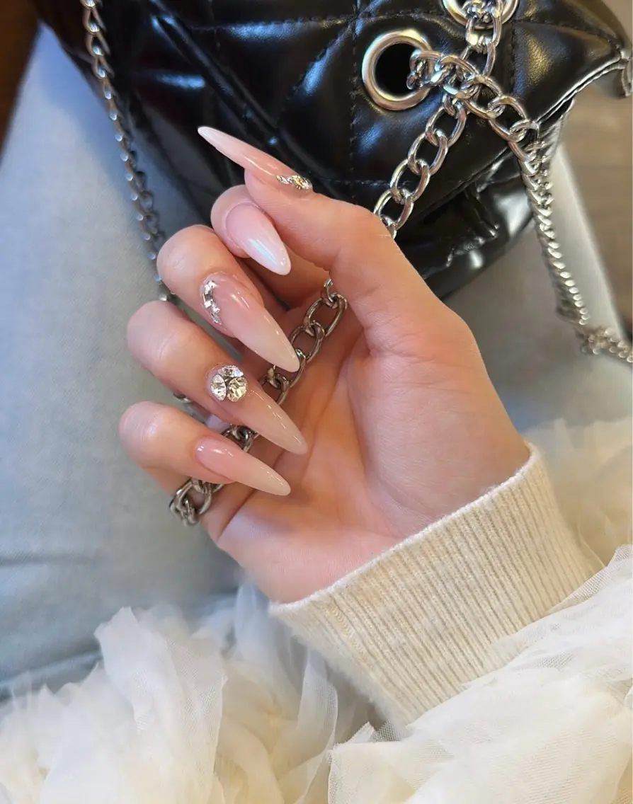 ネイル ロングネイル ワンホンネイル ハンドネイル 鶴田୨ৎmaison de NALIのネイルデザイン