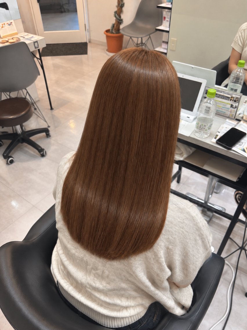 ミディアム ハッシュカット 髪質改善 レイヤーカット 縮毛矯正 トリートメント カット ヘアカラー 🌙髪質改善カラー Momoka🦋のヘアスタイル