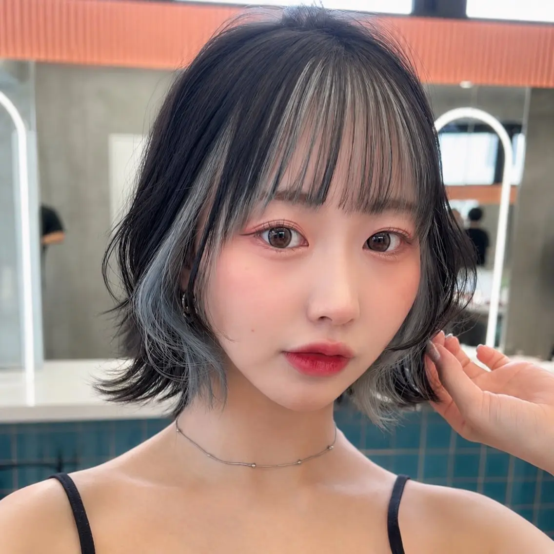 ミディアム カラー ボブ カット ヘアカラー トリートメント 🩷小川大輔🩷 ボブ/インナーカラーのヘアスタイル