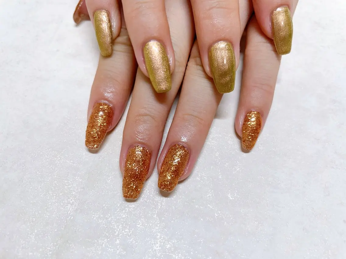 ネイル オーロラネイル フラワーネイル フットネイル フレンチネイル ジェルネイル ハンドネイル mogunail &blowのネイルデザイン