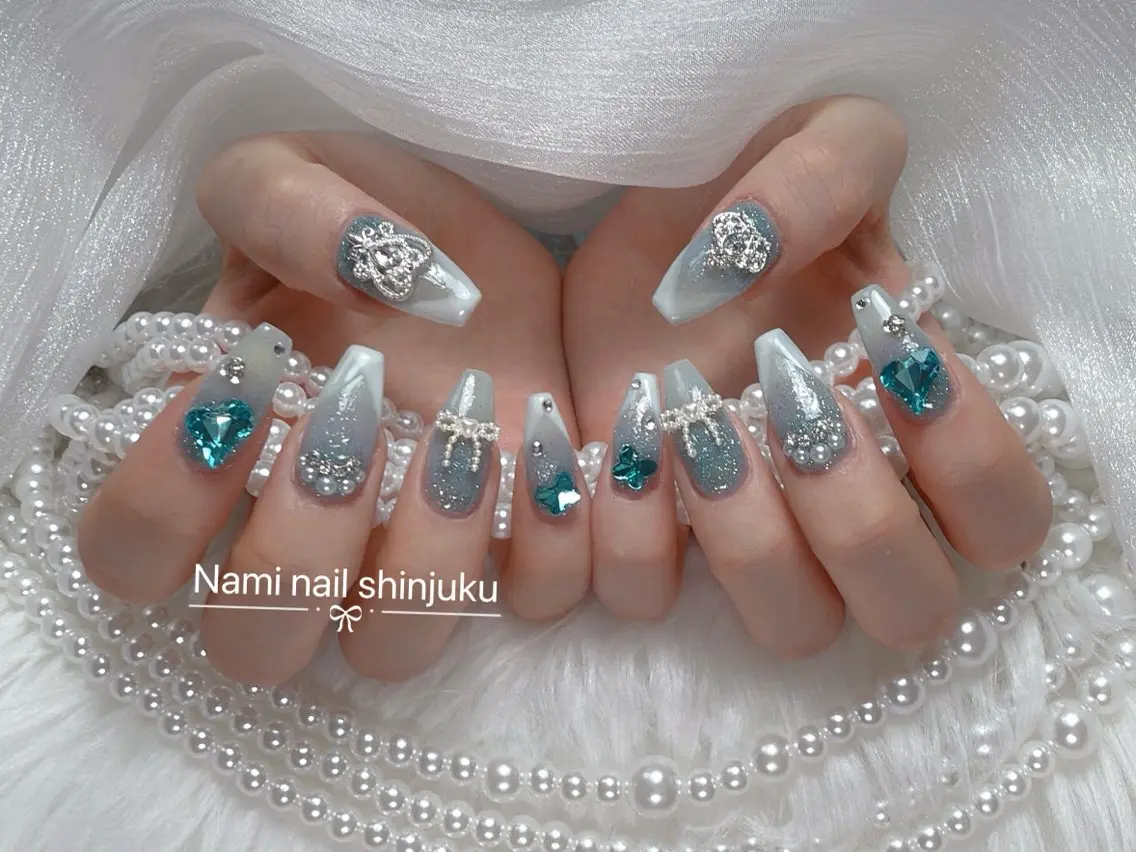 ネイル 長さ出し ガーリー 韓国ネイル ロングネイル 持ち込み ハンドネイル Nami nail salonのネイルデザイン