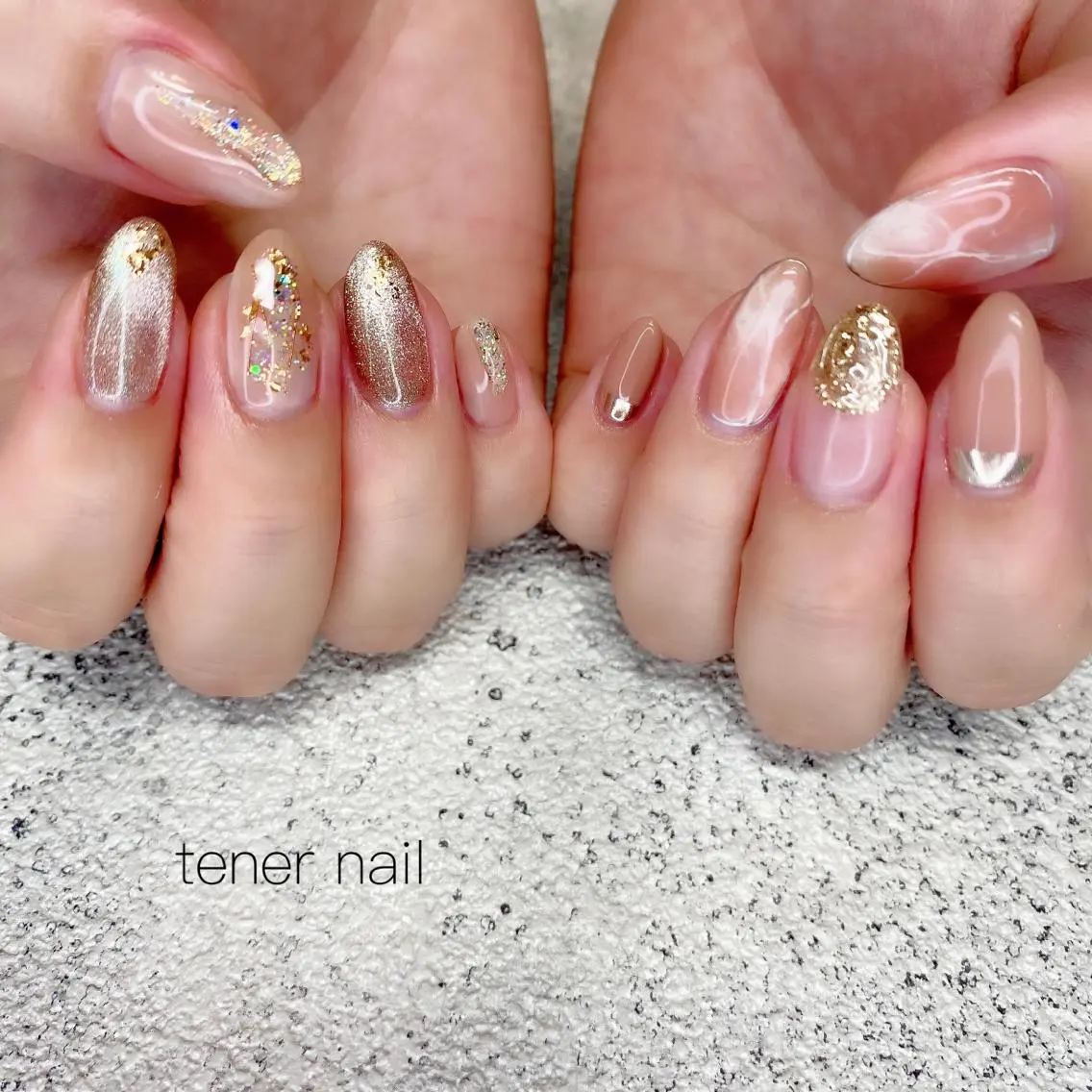 ネイル キラキラネイル マグネットネイル 大理石ネイル(マーブル) ニュアンスネイル テネルネイル tener nailのネイルデザイン