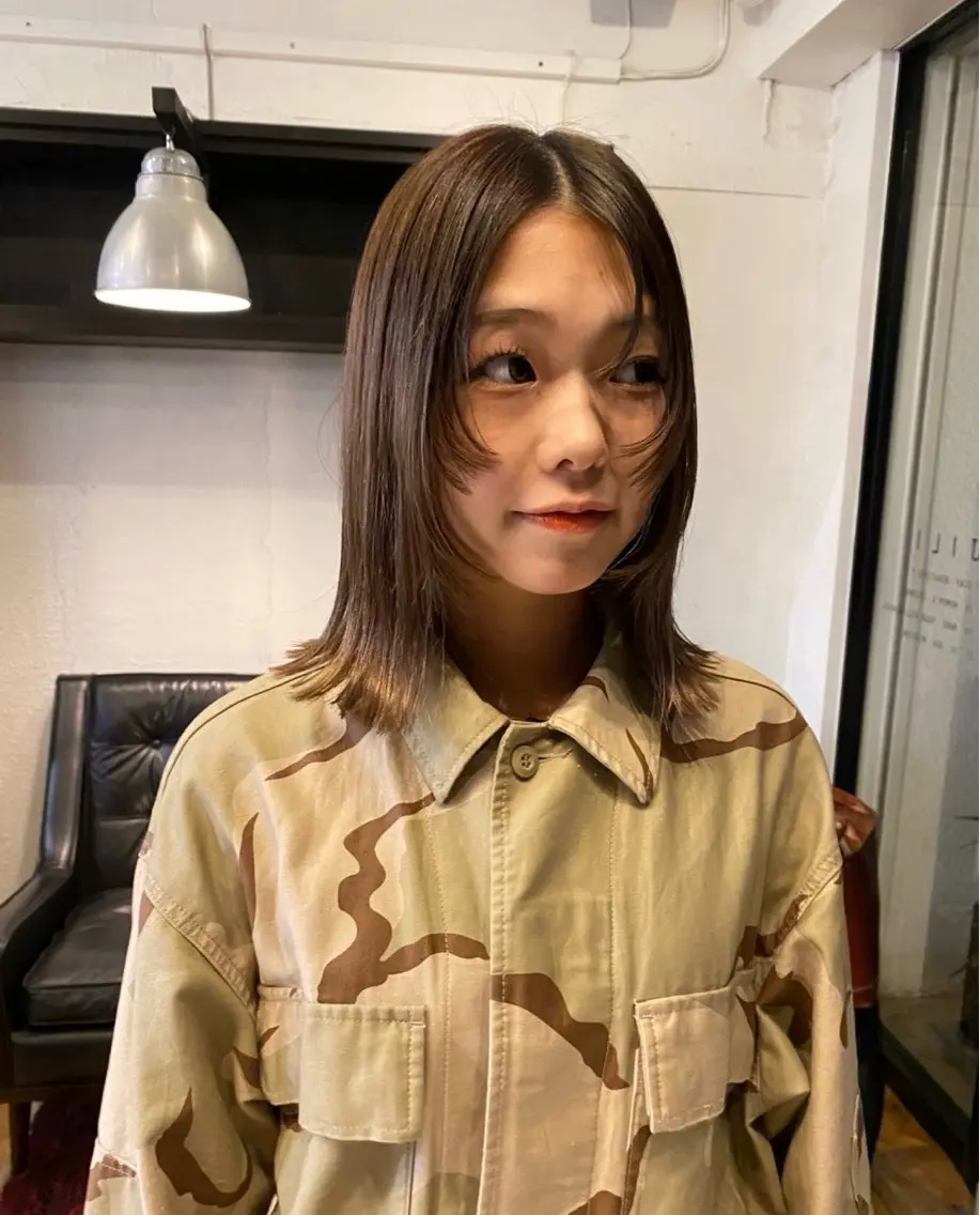 ミディアム 顔周りカット ササノ セナのヘアスタイル