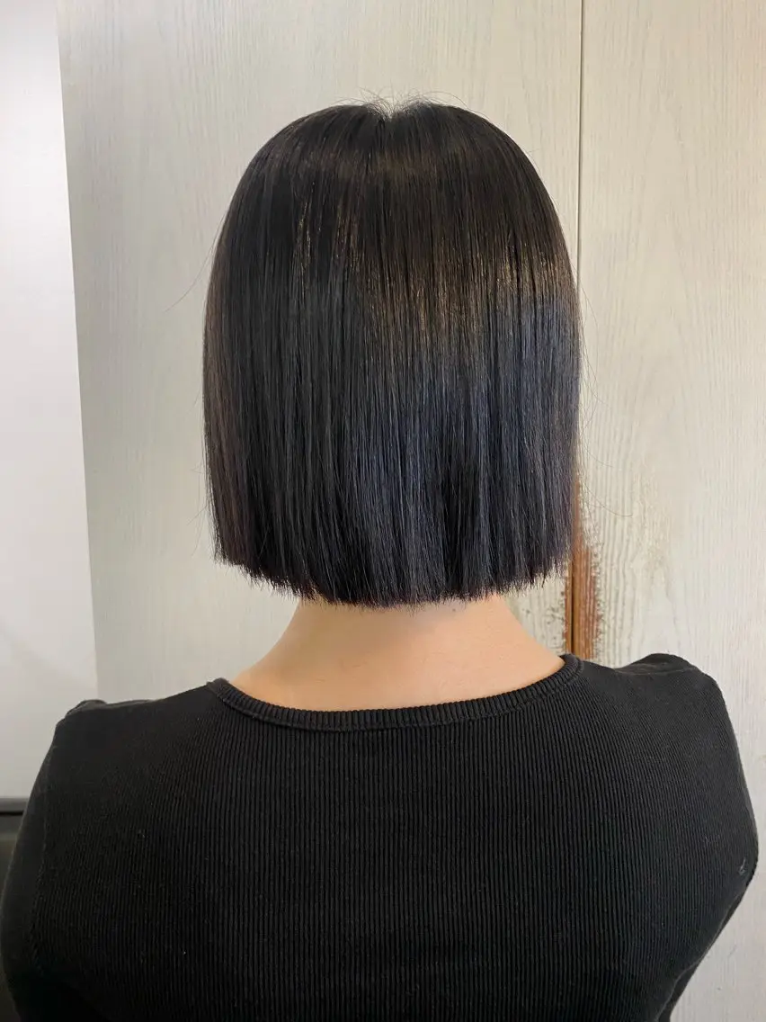 ショート ボブ こやなぎ れいなのヘアスタイル