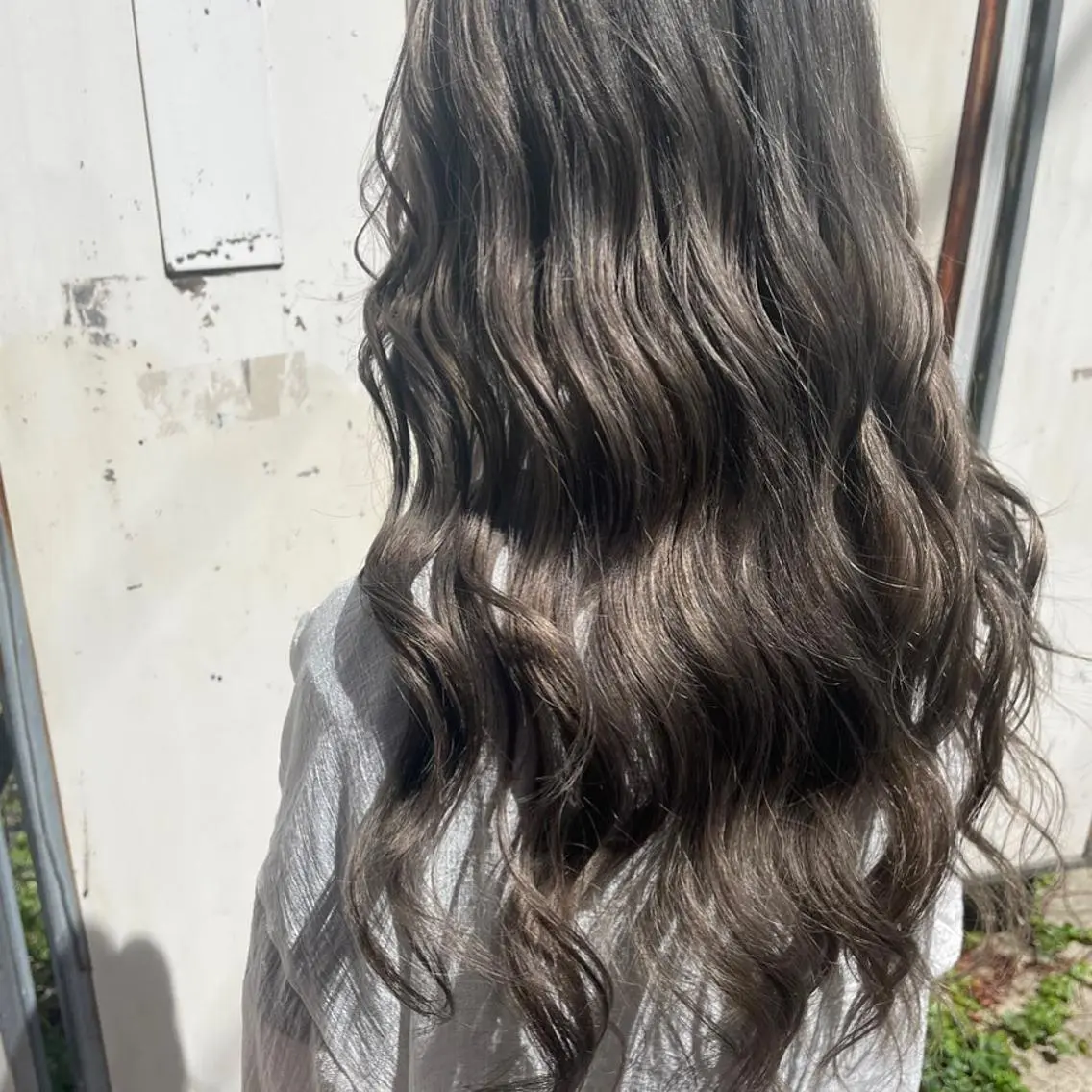 ミディアム カラー 吉村 夏椰のヘアスタイル