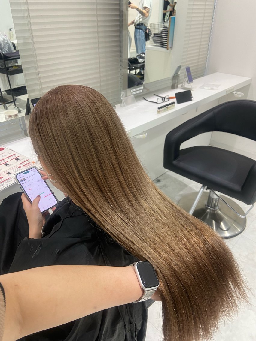 ロング 暖色系ハイトーン♡ mioriのヘアスタイル