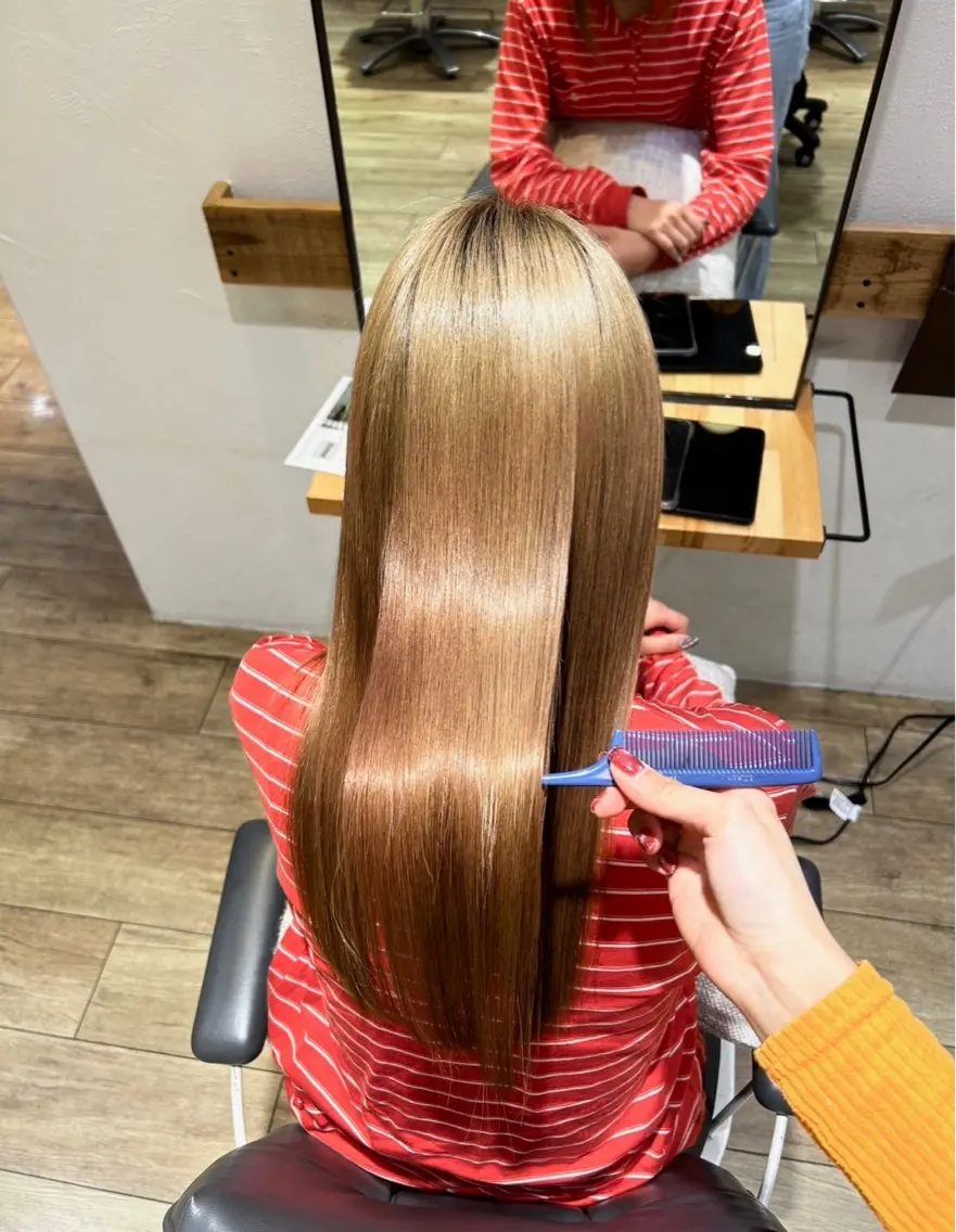 ヘアカラー 暖色カラー/レイヤー 唯菜 ﾕｲﾅのヘアスタイル