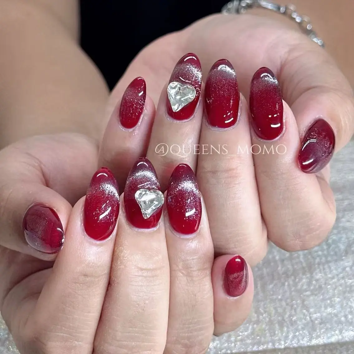 ネイル ハンドネイル Queens マオのネイルデザイン